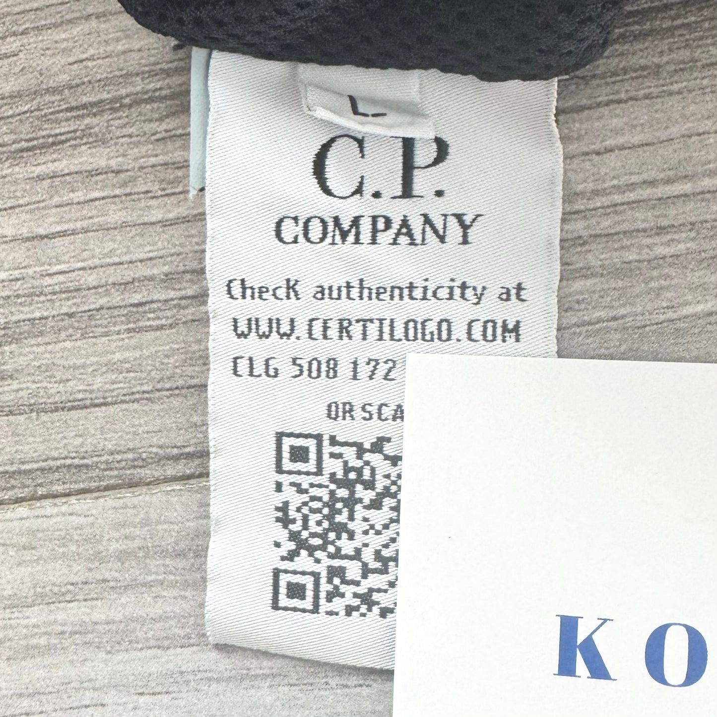CP Company Hooded Nylon Stretch OTH Pullover Lens Smock - Large ptp22”