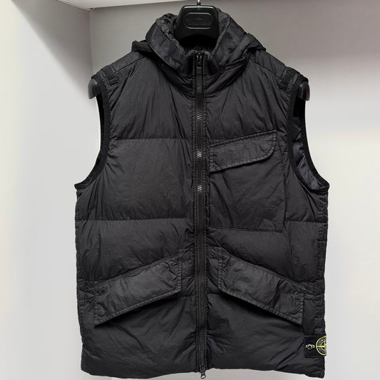 Stone Island Black Garment Dyed Crinkle Reps R-NY Down Full Zip Gilet - Medium