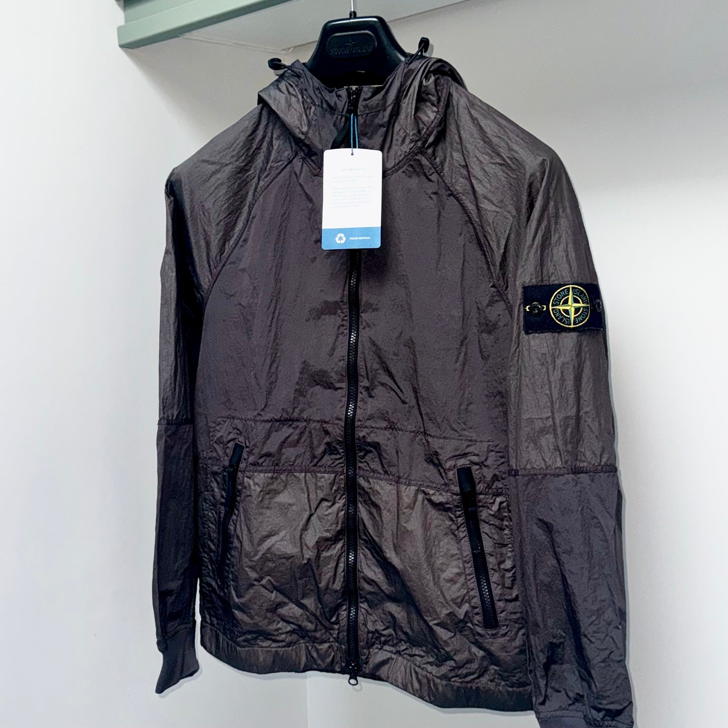 Stone Island Nylon Metal Watro-TC In Econyl Regenerated Nylon Full Zip Badge Jacket - Small ptp20.5”