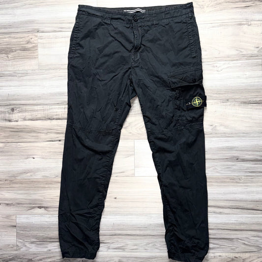 Stone Island Badge Cargo Trousers - 38W 32L