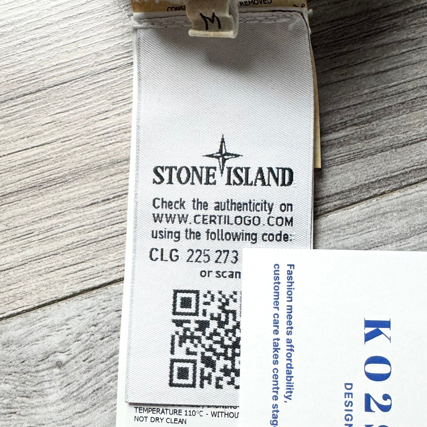 Stone Island Dust Treatment Pullover Badge Sweatshirt - Medium ptp22.5”