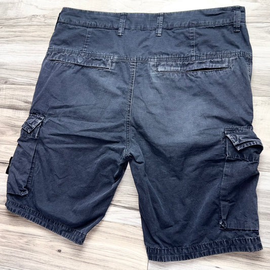 Stone Island Bermuda Badge Cargo Shorts - 32W