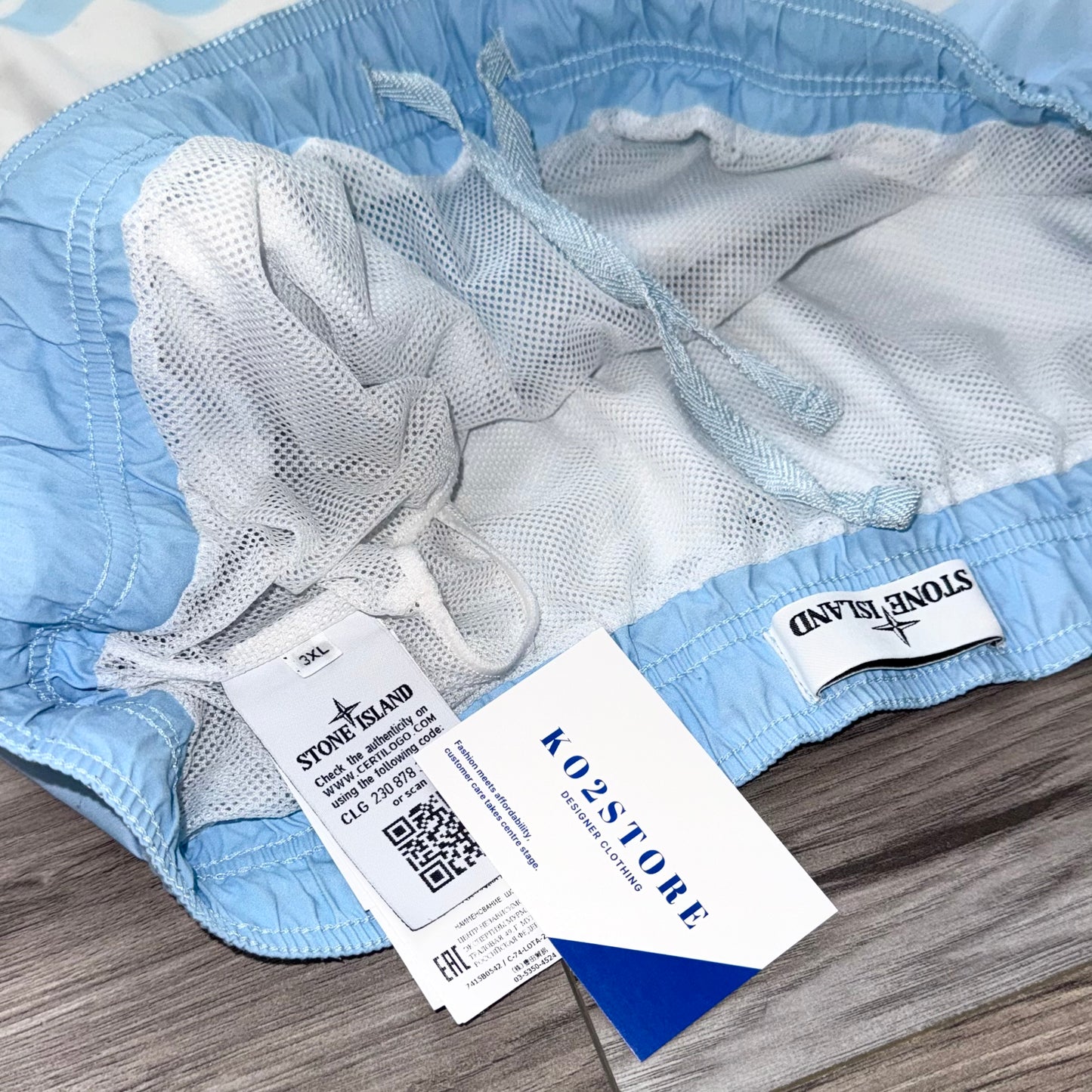 Stone Island Gradiant Spell Out Logo Swim Shorts - 3XL 40W