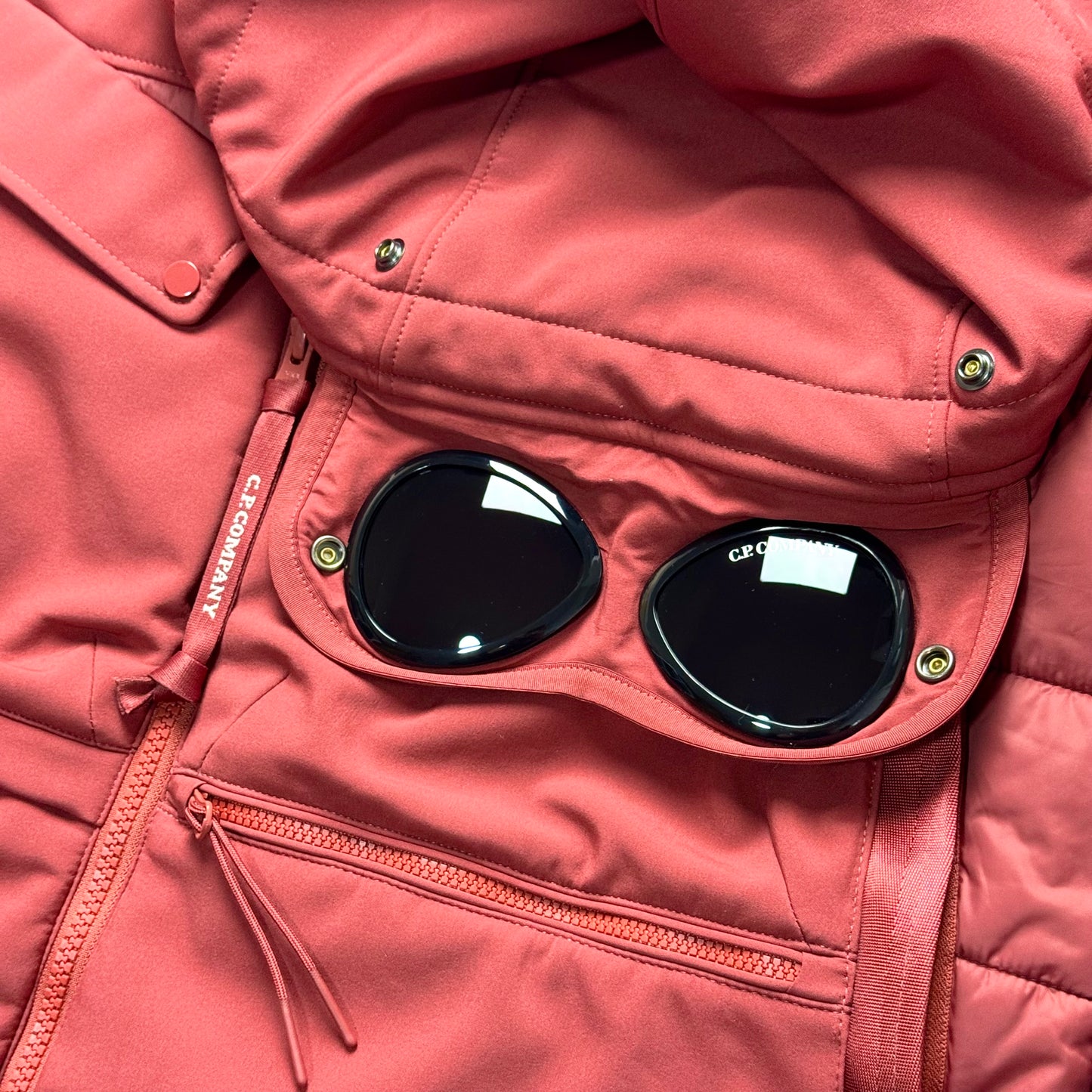CP Company Shell-R Mixed Multi Pocket Full Zip Goggle Jacket - Large ptp21.5”