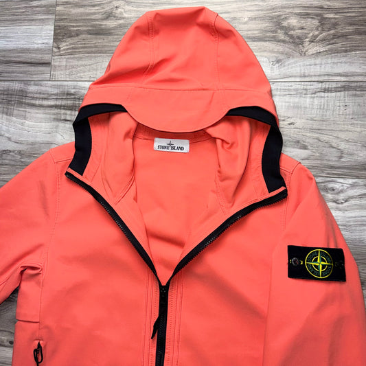 Stone Island Light Soft Shell-R e.dye Technology Full Zip Badge Jacket - Small ptp20.5”