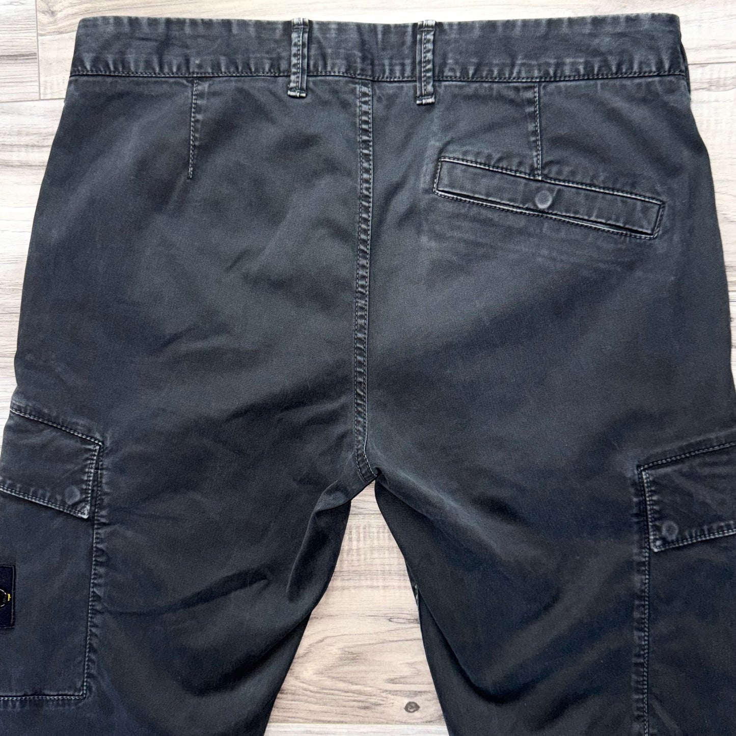 Stone Island Badge Cargo Trousers - 33W 34L