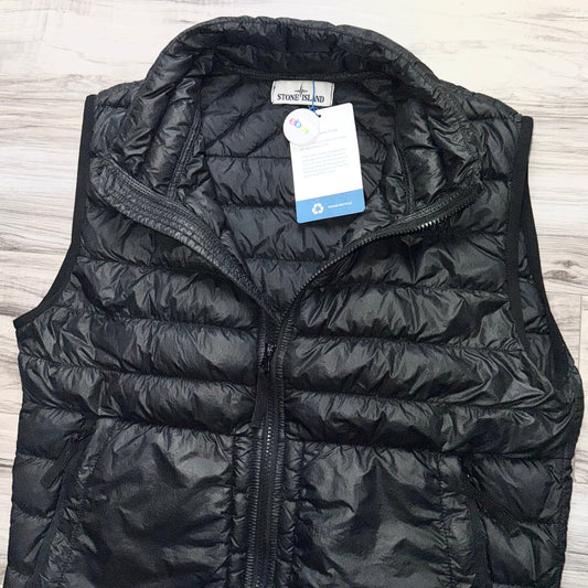 Stone Island Garment Dyed Micro Yarn Down Full Zip Badge Gilet - Medium ptp19.5”