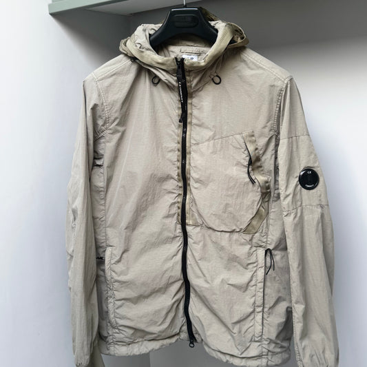 CP Company Khaki Green Flatt Nylon Full Zip Lens Jacket - Medium ptp21.5”