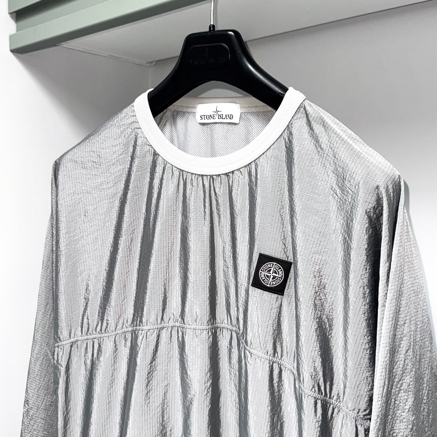 Stone Island Nylon Metal Ripstop Pullover Badge Sweatshirt - Medium ptp21.5”