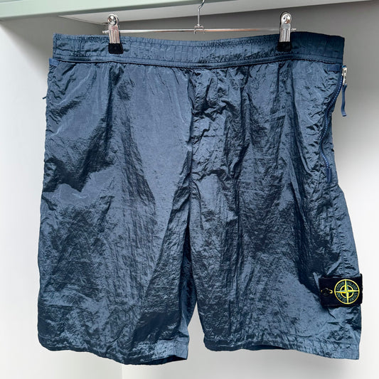 Stone Island Avio Blue Nylon Metal Econyl Cargo Shorts - 38W Comfort Fit