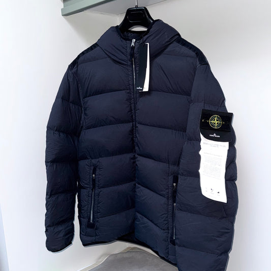 Stone Island Seamless Tunnel Nylon Down-TC Full Zip Badge Jacket - XL ptp25.5”
