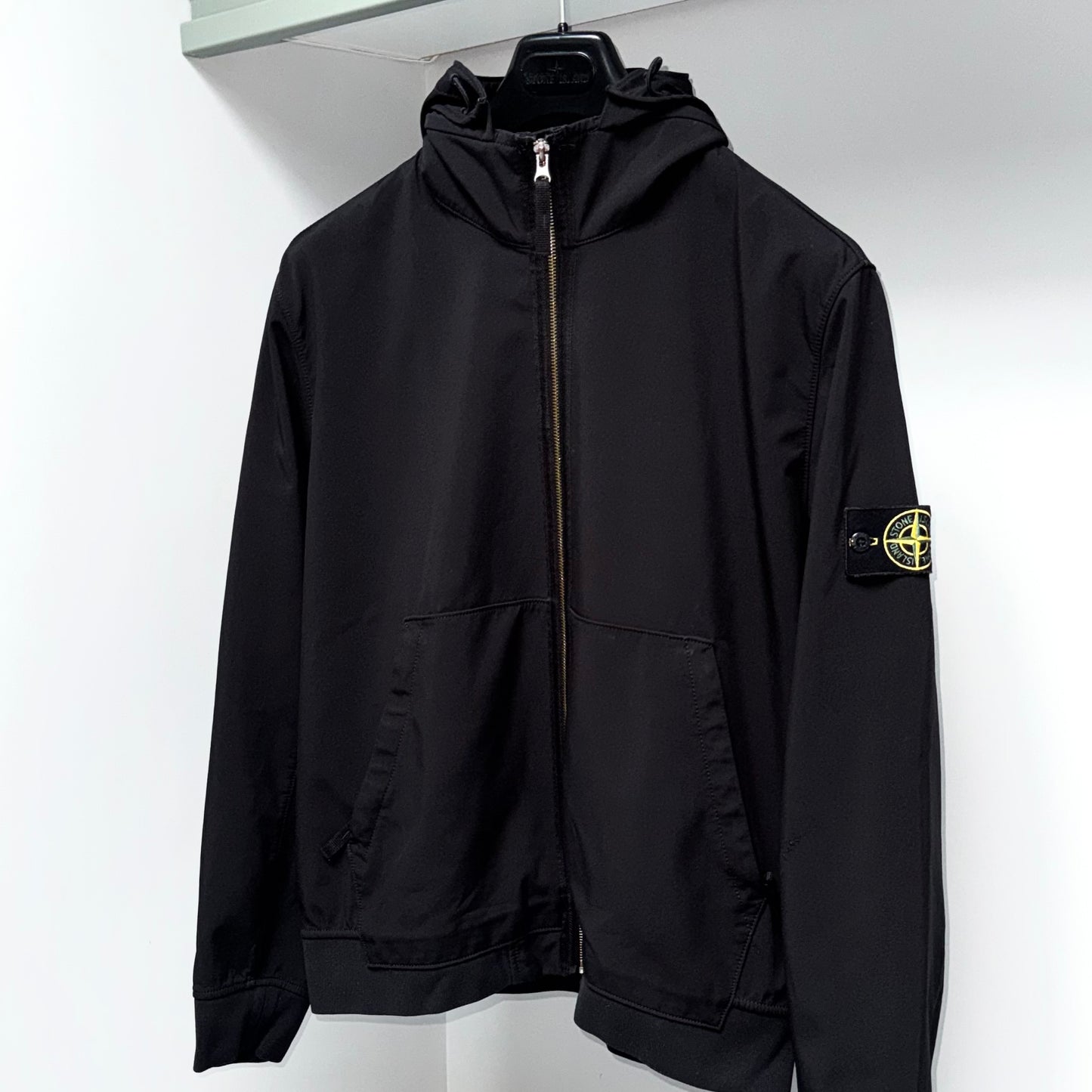 Stone Island Light Soft Shell-R Full Zip Badge Jacket - Large ptp23”