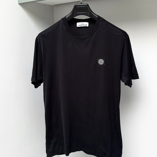 Stone Island Black Patch Logo T shirt - Medium ptp20.5”