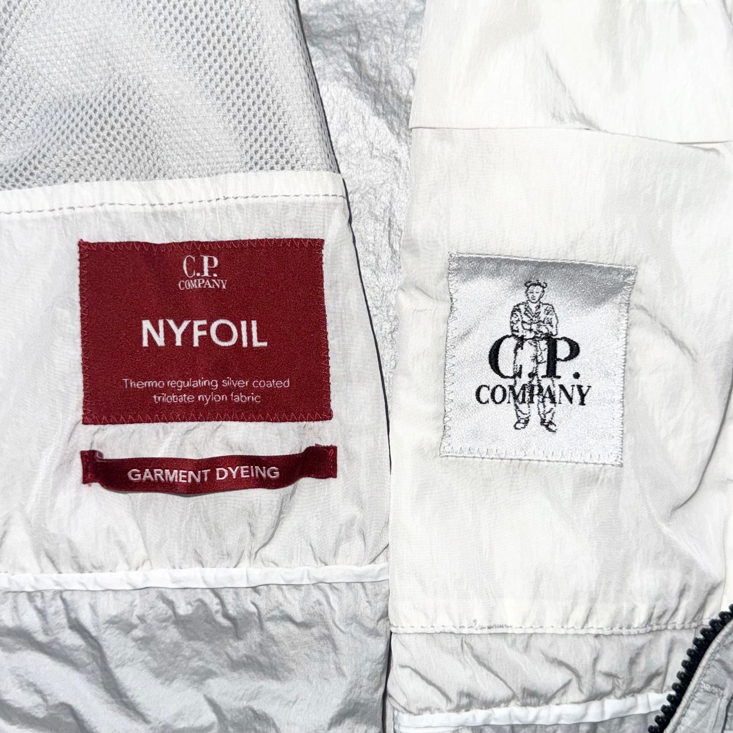 CP Company Nyfoil Nylon Full Zip Lens Jacket - XL ptp23.5”