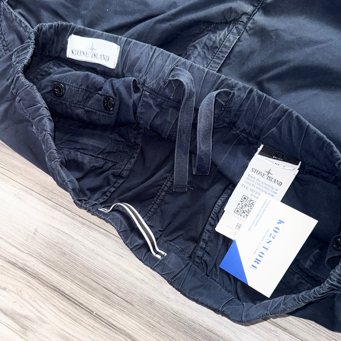 Stone Island Badge Cargo Trousers - 38W 32L